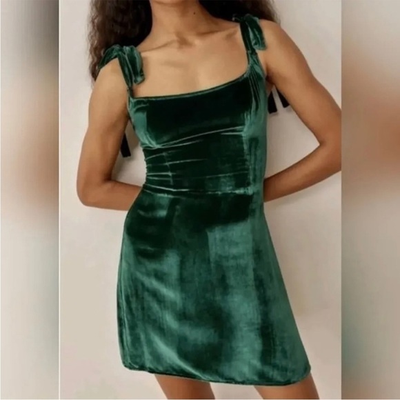 House of Harlow 1960 Green Velour Velvet Boho Sheath Mini Dress - Picture 1 of 11